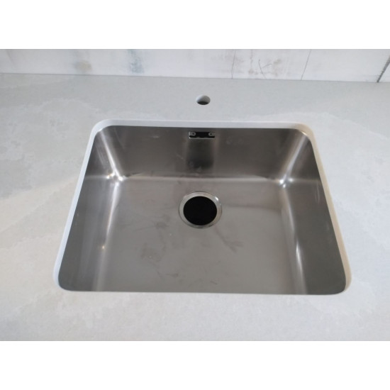 Столешница из кварца Vicostone BQ8870