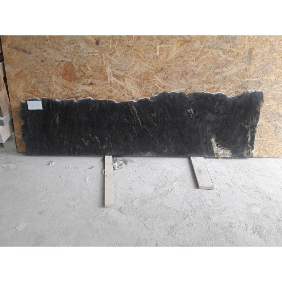 Гранит TITANIUM EXTRA Кусок 1760*400*30 мм