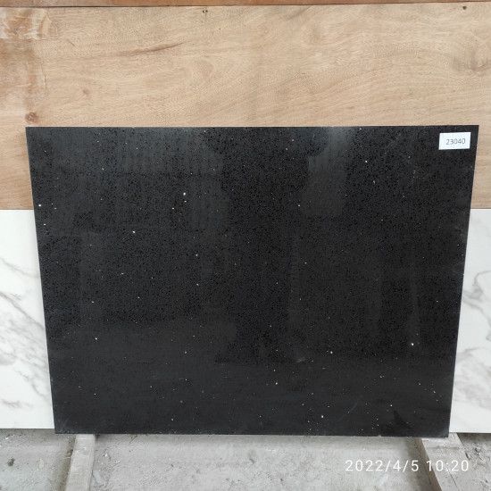 Кварцевый агломерат SMARTQUARTZ SILVER NIGHT Кусок 1050*800*20 мм