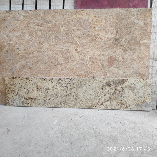 Гранит COLONIAL GOLD Кусок 1880*390*30 мм