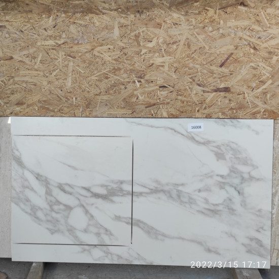 Кварцкерамика ITALSTONE CALACATTA GOLD Кусок 650*610*12 мм